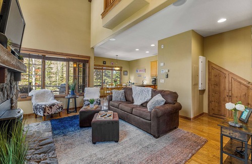 Tamarack Resort House | Ski in/out Buttercup, pet-friendly, hot tub