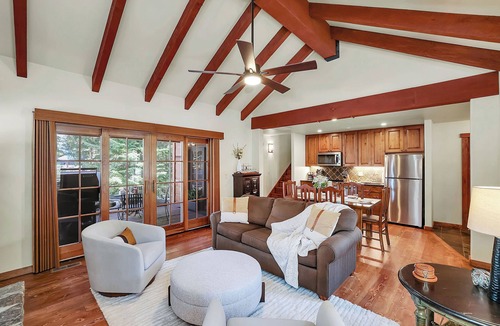 Tamarack Cottage | Ski in/out + golf course front, pet-friendly