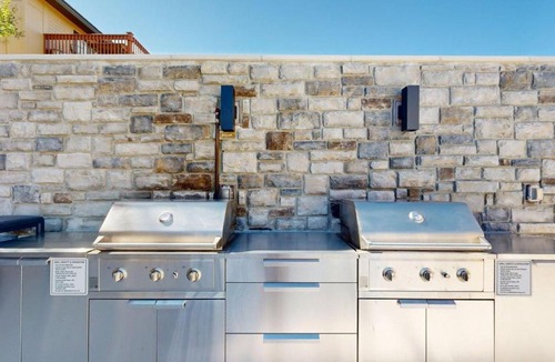 Boise House | Ski-In Out Retreat - Trailhead & Mountain Views