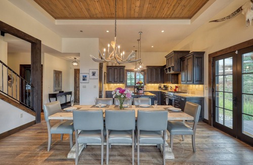 Spanish Peaks Cabin | Ski-in/Ski-out Home with Private Hot Tub