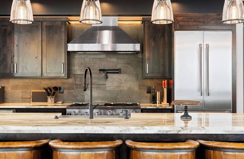 Sandpoint House | Ski-in/Ski-Out Luxury Schweitzer Hot Tub 4 King Suites Walk to Village Ski Room