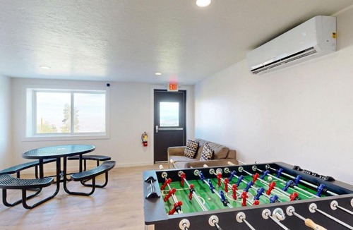 Boise Apartment | Ski-In Ski-Out Studio at Bogus Basin