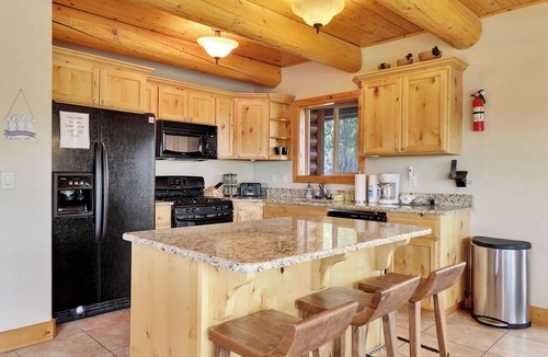 Brian Head Cabin | Ski View Cabin 4BR Retreat Near Brian Head Resort