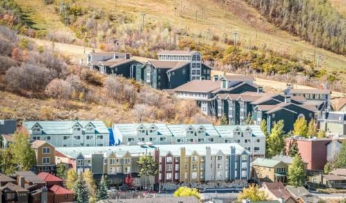 North Park City Hotel | Skiers Lodge
