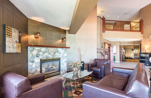 Acme Hotel | Sleep Inn & Suites Bay View Acme - Traverse City
