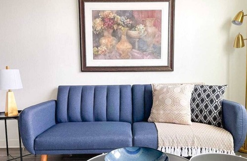 Walnut Hills Apartment | Sleepover: Marvelous 1BD/1BA + Gym - Downtown Cincinnati