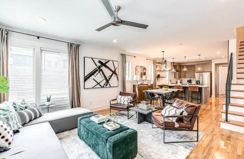 East Nashville Villa | Sleeps 24 Compound: 2 SideXSide Homes | 12 Baths