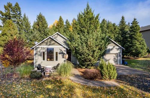 Parkdale House | Slope View home