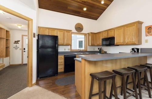 Big Sky House | Slopeside. Cozy. Comfy. Steps from the Resort.