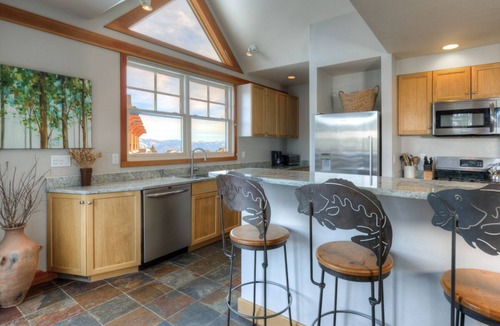 Saddle Ridge House | Slopeside Townhome with Mountain Views! Private Hot Tub!