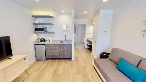 Moab Apartment | Slot Canyon #B