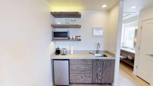 Moab Apartment | Slot Canyon #C