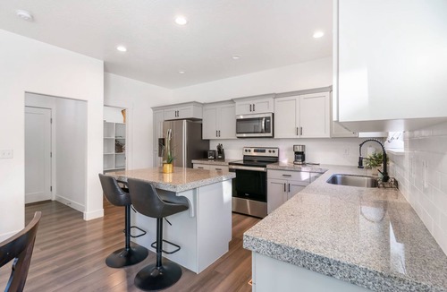 Eagle Mountain House | Smart Home With Garage Parking