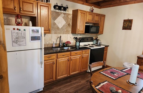 Cosby House | Smoky Mountain Area Relaxation, Recreation, Family and Pet Friendly