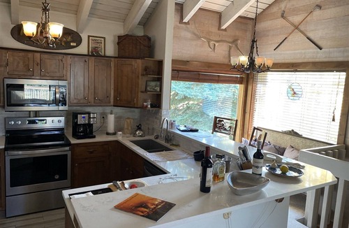 Sun Valley Condo | Snow Creek 1551 - Ski-in/ski-out + Pool & Hot Tub