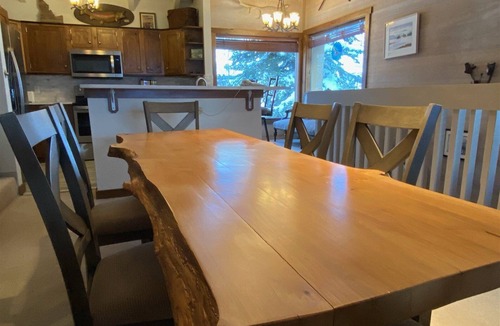 Sun Valley Condo | Snow Creek 1551 - Ski-in/ski-out + Pool & Hot Tub