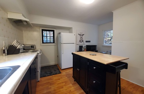 Wallace House | Snowhawk House in Historic Wallace located close to many outdoor adventures!