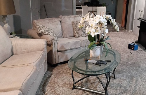 Salem Apartment | Soothing 1-bedroom apartment with AC in pleasant Salem