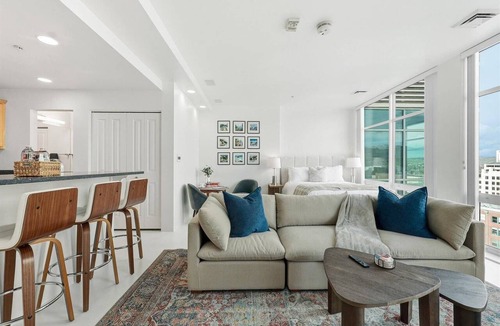 Boise Condo | Sophisticated Downtown Boise Condo | Mountain Views | Walkable | Ideal for Business & Couples