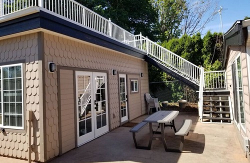 Point Roberts House | South Beach Bungalow