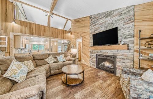 Black Butte Ranch House | South Meadow 23