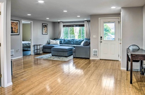 Bryn Mawr-Skyway House | South Seattle Home Near Downtown!