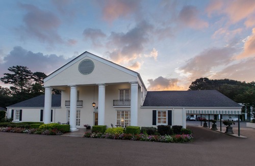 Natchez Hotel | Southern Hospitality at its Best