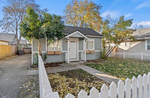 City Center Medford House | Southern Oregon Gem