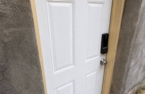 Tri-Taylor Apartment | Spacious 2BR - 10 mins from Downtown