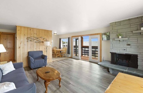 Ocean Shores Condo | Spacious 2BR Condo in Ocean Shores | Sleeps 6