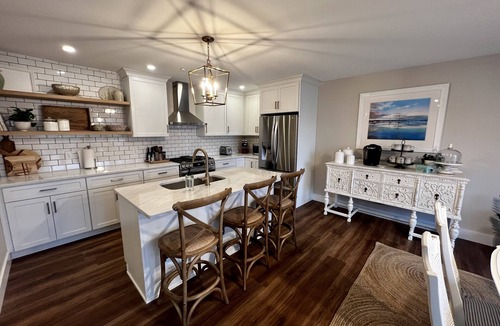 Beulah Apartment | Spacious 3-Bedroom Loft with Private Rooftop Deck Overlooking Crystal Lake