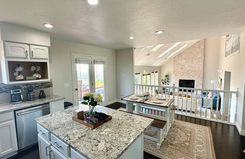 North Ogden House | Spacious 4 BD Mtn. Retreat with Stunning Views, Hot Tub, 75” TV, Kids Gym