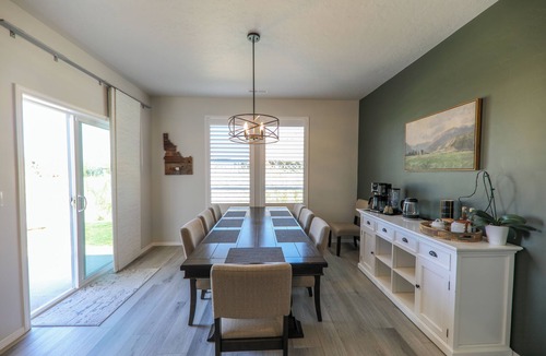 Star House | Spacious 4-bedroom house in Star with games and all the family vibes!