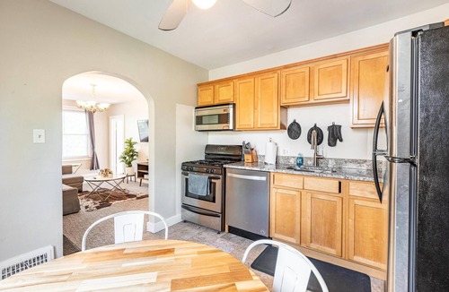 Ferndale House | Spacious 4 BR/2 BA – 4 Min Walk to DT Ferndale!