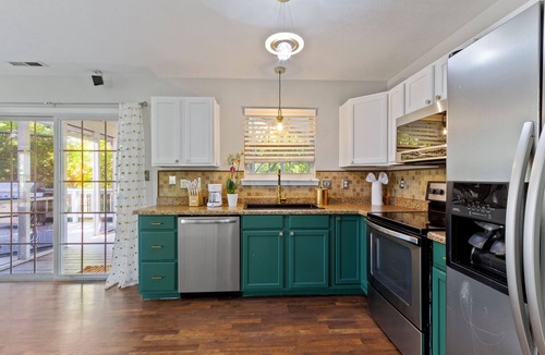 Westfield House | Spacious 4BR Home + Game Room Sleeps 17 Near Grand Park & Carmel