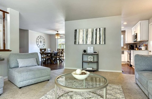 Dalton Gardens House | Spacious 5BR Retreat with Hot Tub & Fire Pit Near Coeur d'Alene