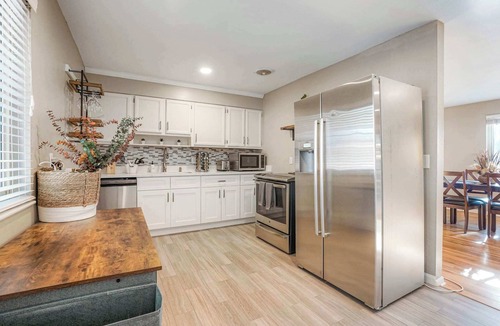 Lamar Heights Area House | Spacious 5BR Retreat Near Olde Town Arvada