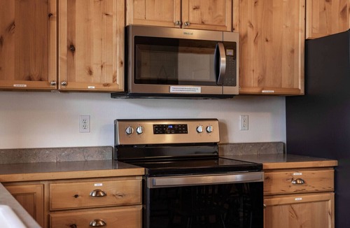 Fish Haven House | Spacious Country Bear Cabin at Bear Lake