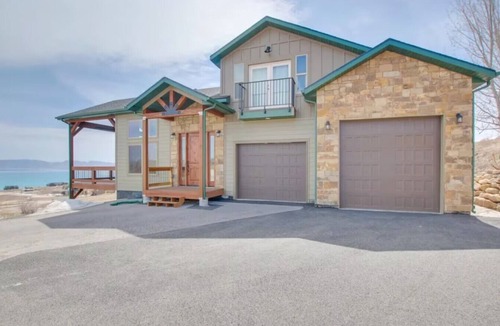 Fish Haven House | Spacious Country Bear Cabin at Bear Lake