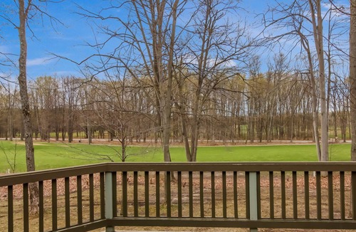 Thompsonville House | Spacious Crystal Mountain Retreat – Golf, Ski & More!