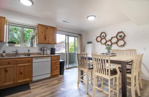 Orem Apartment | Spacious Family Friendly APT with Backyard & Wi-Fi
