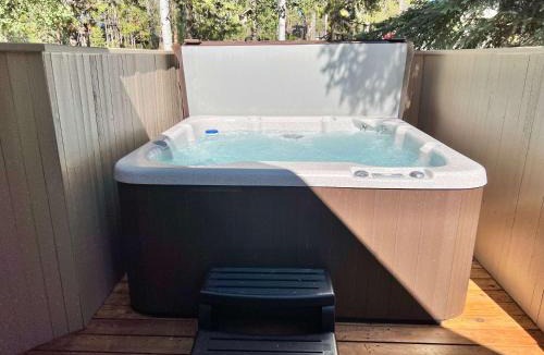 Sunriver House | Spacious family friendly home gym in garage W&D WIFI - SHARC resort amenities