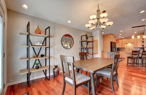 Medford House | Spacious Family Home w/Hot Tub! Medford, OR