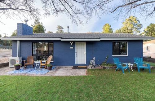 Flagstaff House | Spacious Forest Retreat w/A/C near Mountain Park