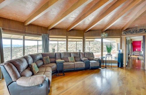 Grand Junction House | Spacious Grand Junction Home Rental w/Mtn Views!
