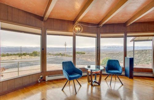 Grand Junction House | Spacious Grand Junction Home Rental w/Mtn Views!