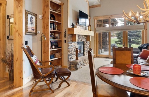 Victor Condo | Spacious ground-level condominium with large patio and private office/bedroom