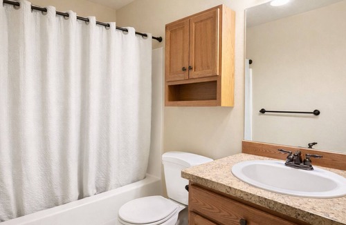 Rexburg House | Spacious Home - Sleeps 7 - Full Kitchen