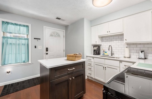 Old North Columbus House | Spacious home walking distance to the Ohio State campus ft. off street parking