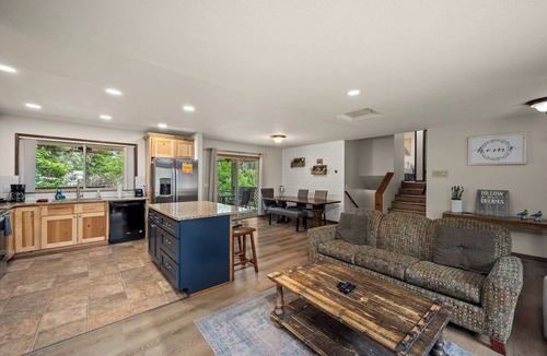 Post Falls House | Spacious Pet Friendly Home near Coeur d’Alene!